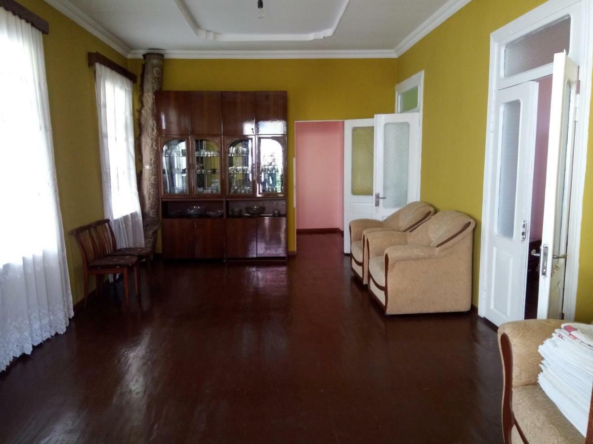 קובולטי Julia Guest House מראה חיצוני תמונה