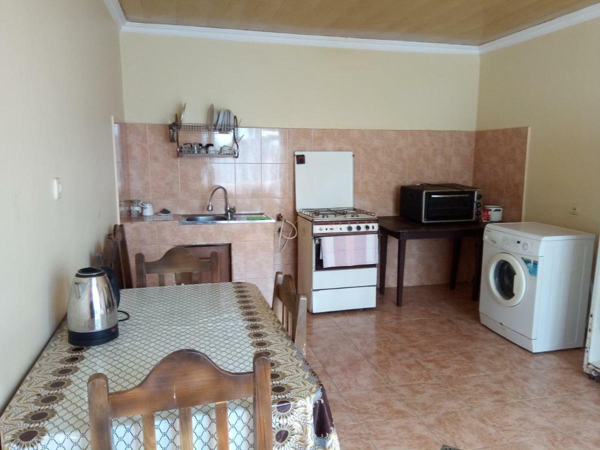 קובולטי Julia Guest House מראה חיצוני תמונה
